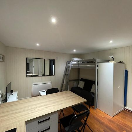 Charmant Studio En Plein Coeur De Chambery Bagian luar foto